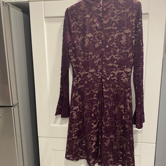 Ivanka Trump's cocktail long sleeve Maroon Burgundy Dress size 8 Boho - Picture 2 of 6